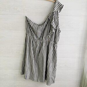 NWT Gilli - Black & ivory striped one shoulder linen blend dress, 2X
